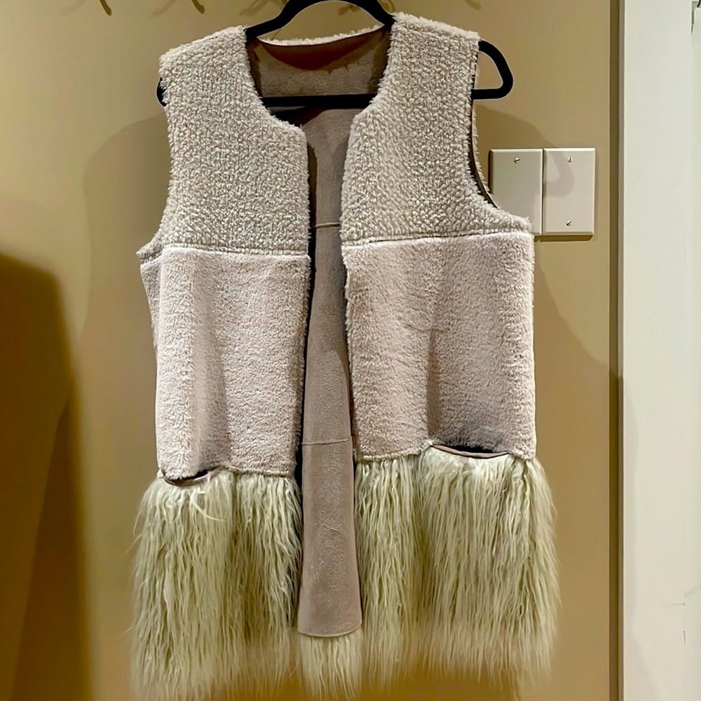 Guess vest